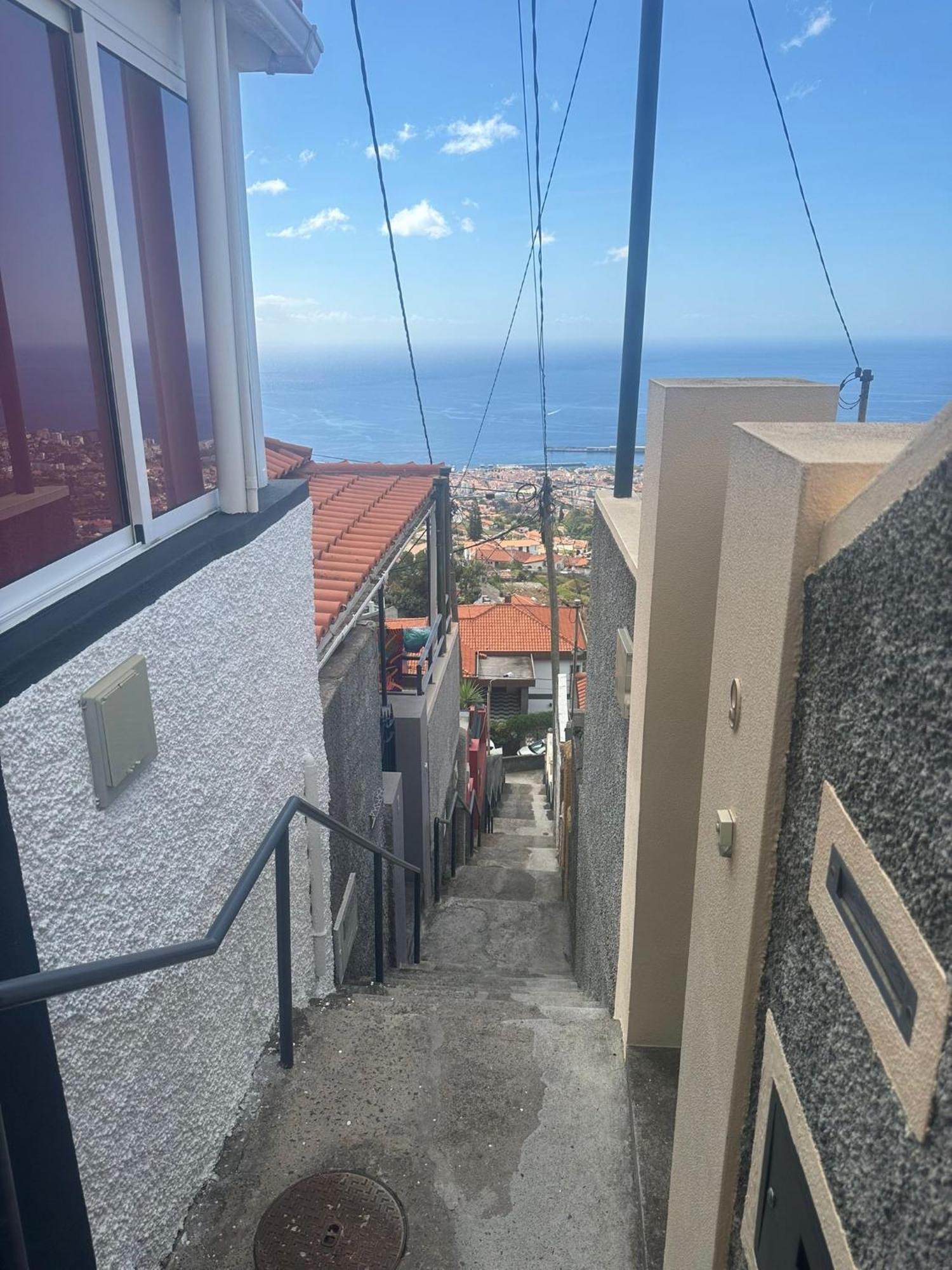 הוילה פונשל The Hill View House מראה חיצוני תמונה