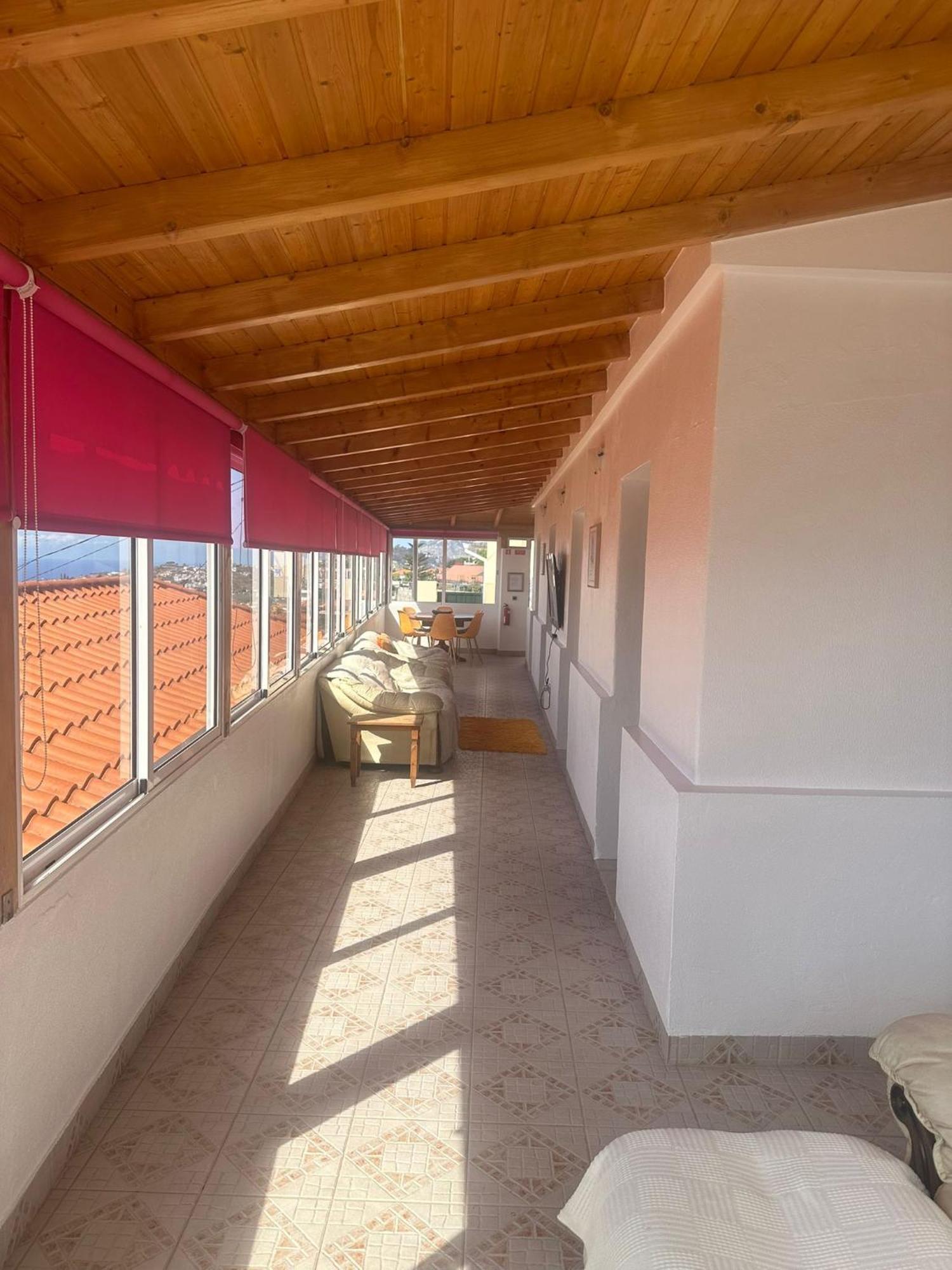 הוילה פונשל The Hill View House מראה חיצוני תמונה